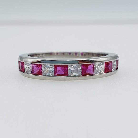 🎁 Attractive 925 Silver Plated Red Cubic Zirconia Couple Ring, FB16FA1083 - Picture 3 of 3
